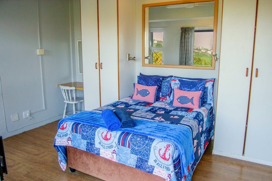 LookOut Ramsgate, Self-catering accommodation and holiday rental, Ramsgate, KZN - holiday home interior