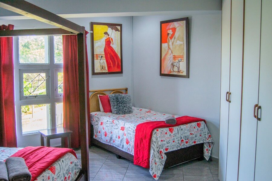 LookOut Ramsgate, Self-catering accommodation and holiday rental, Ramsgate, KZN - holiday home interior
