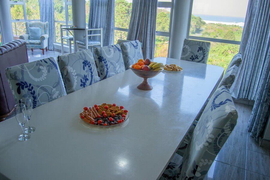 LookOut Ramsgate, Self-catering accommodation and holiday rental, Ramsgate, KZN - holiday home interior