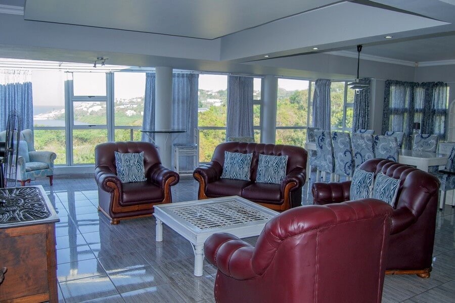 LookOut Ramsgate, Self-catering accommodation and holiday rental, Ramsgate, KZN - holiday home interior