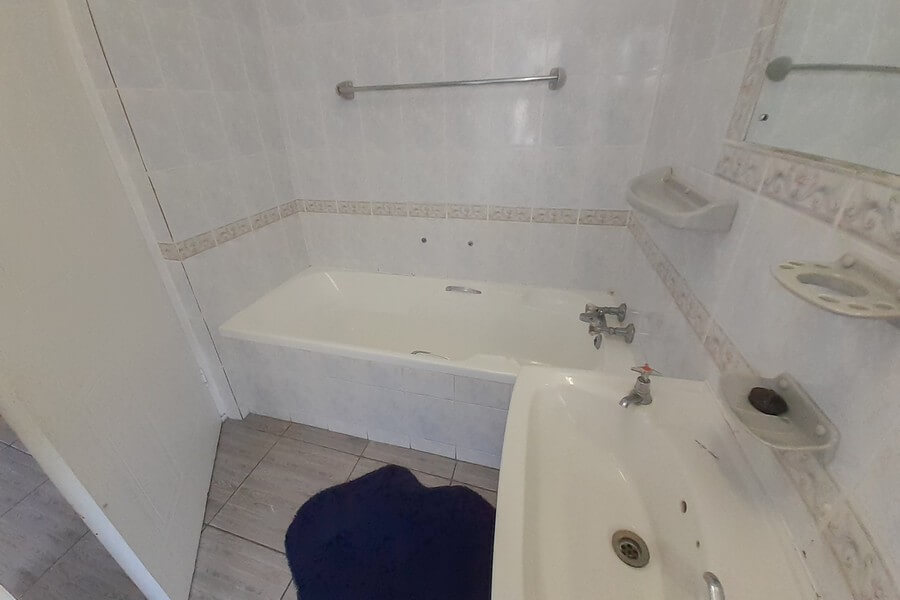 LookOut Ramsgate, Self-catering accommodation and holiday rental, Ramsgate, KZN - bathroom interior