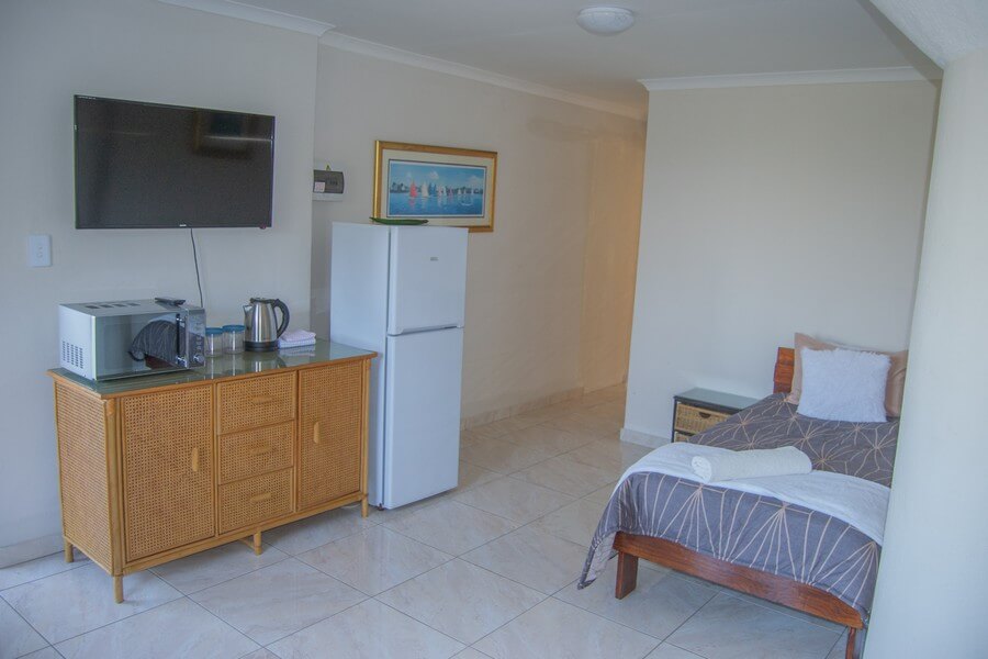 LookOut Ramsgate, Self-catering accommodation and holiday rental, Ramsgate, KZN - interior view