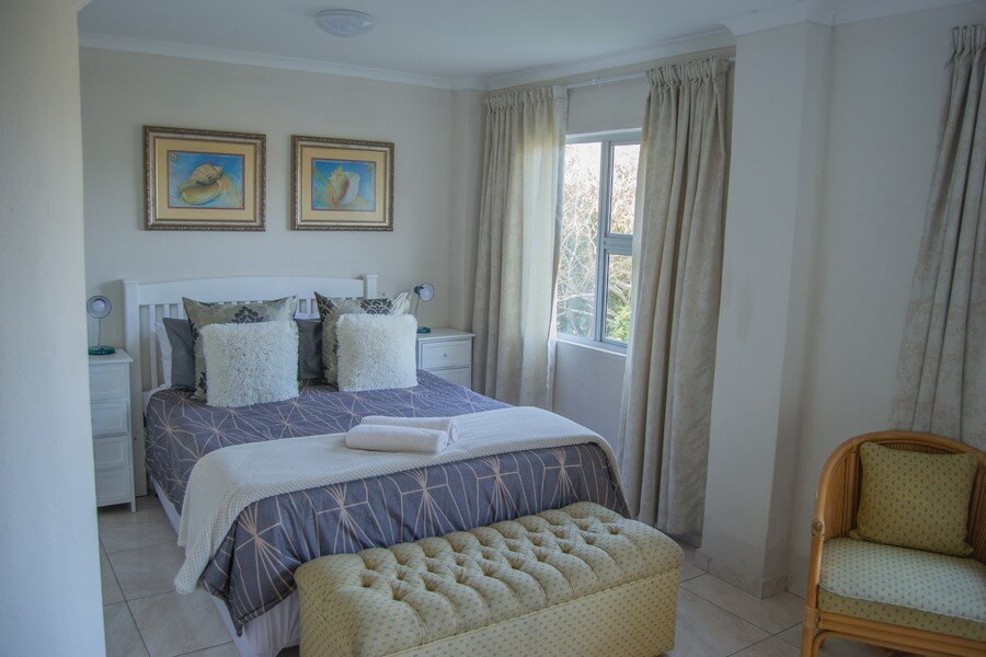 LookOut Ramsgate, Self-catering accommodation and holiday rental, Ramsgate, KZN - unit 3 interior 2