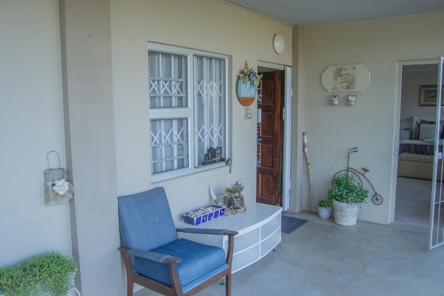 LookOut Ramsgate, Self-catering accommodation and holiday rental, Ramsgate, KZN - Unit 3 entrance